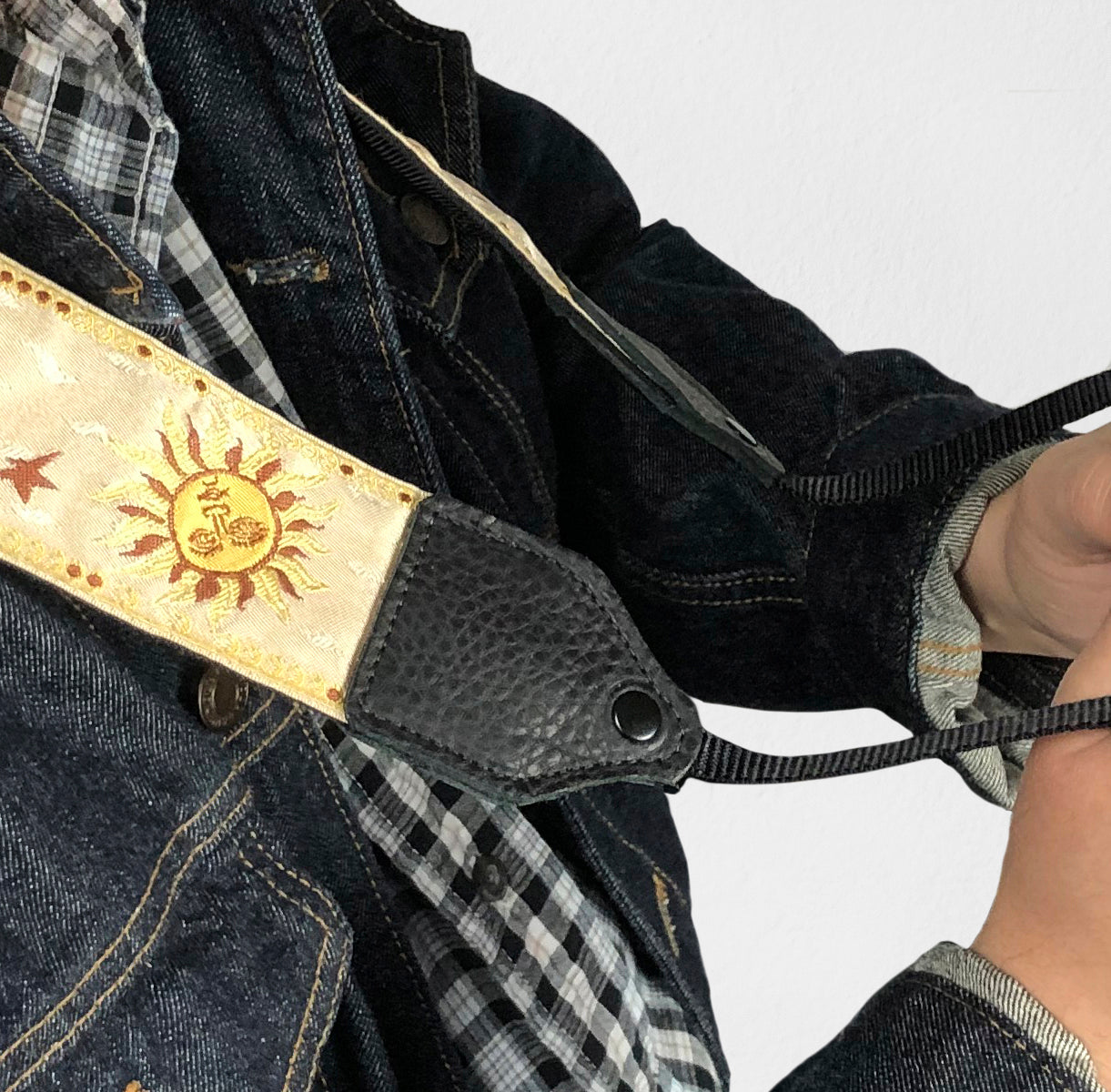 Cream / yellow sun jacquard camera strap.